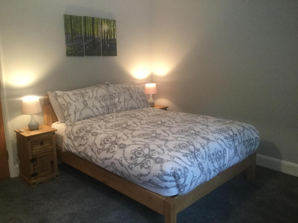 T & J Motel Lamberhurst Екстер'єр фото