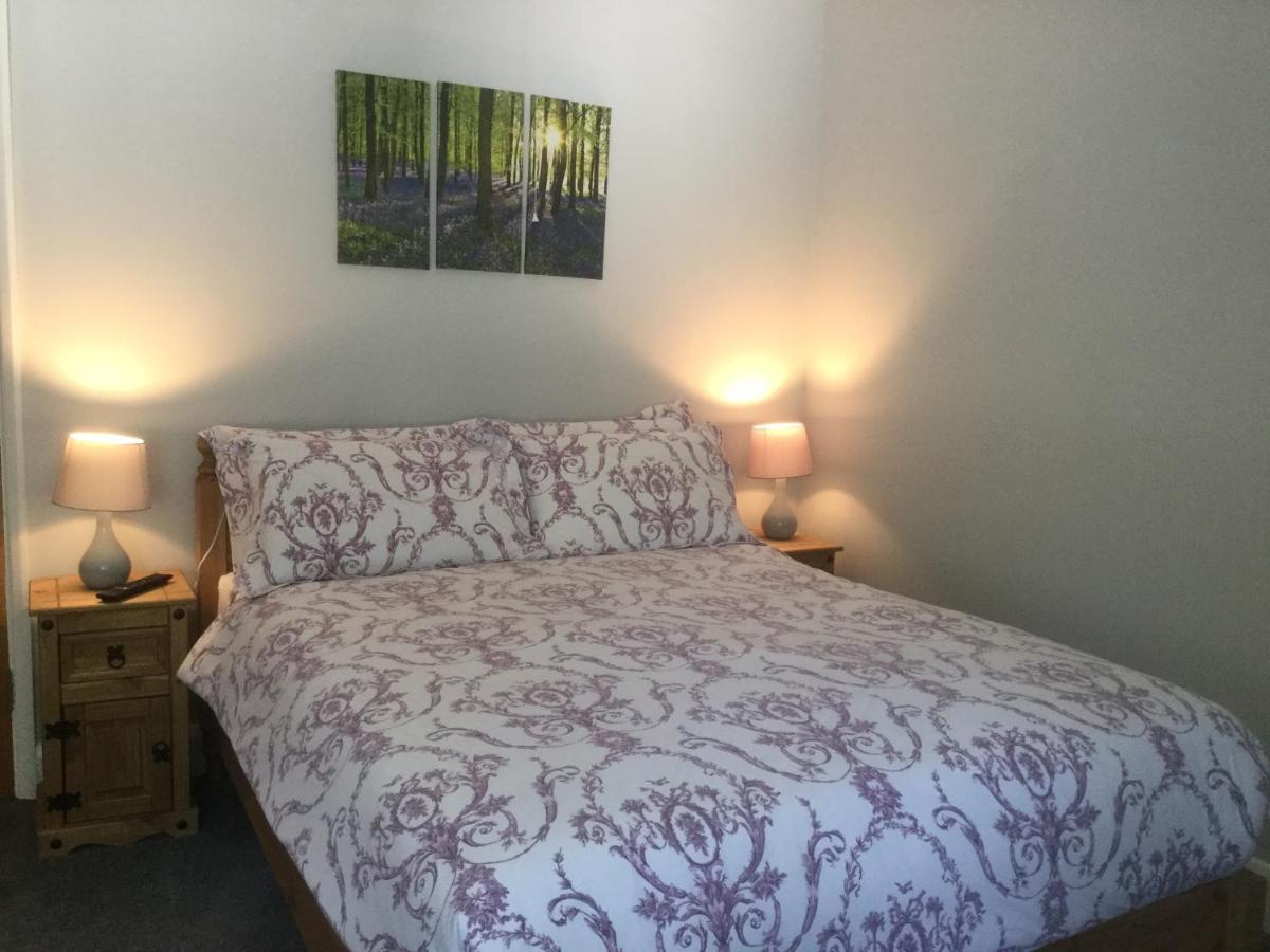 T & J Motel Lamberhurst Екстер'єр фото