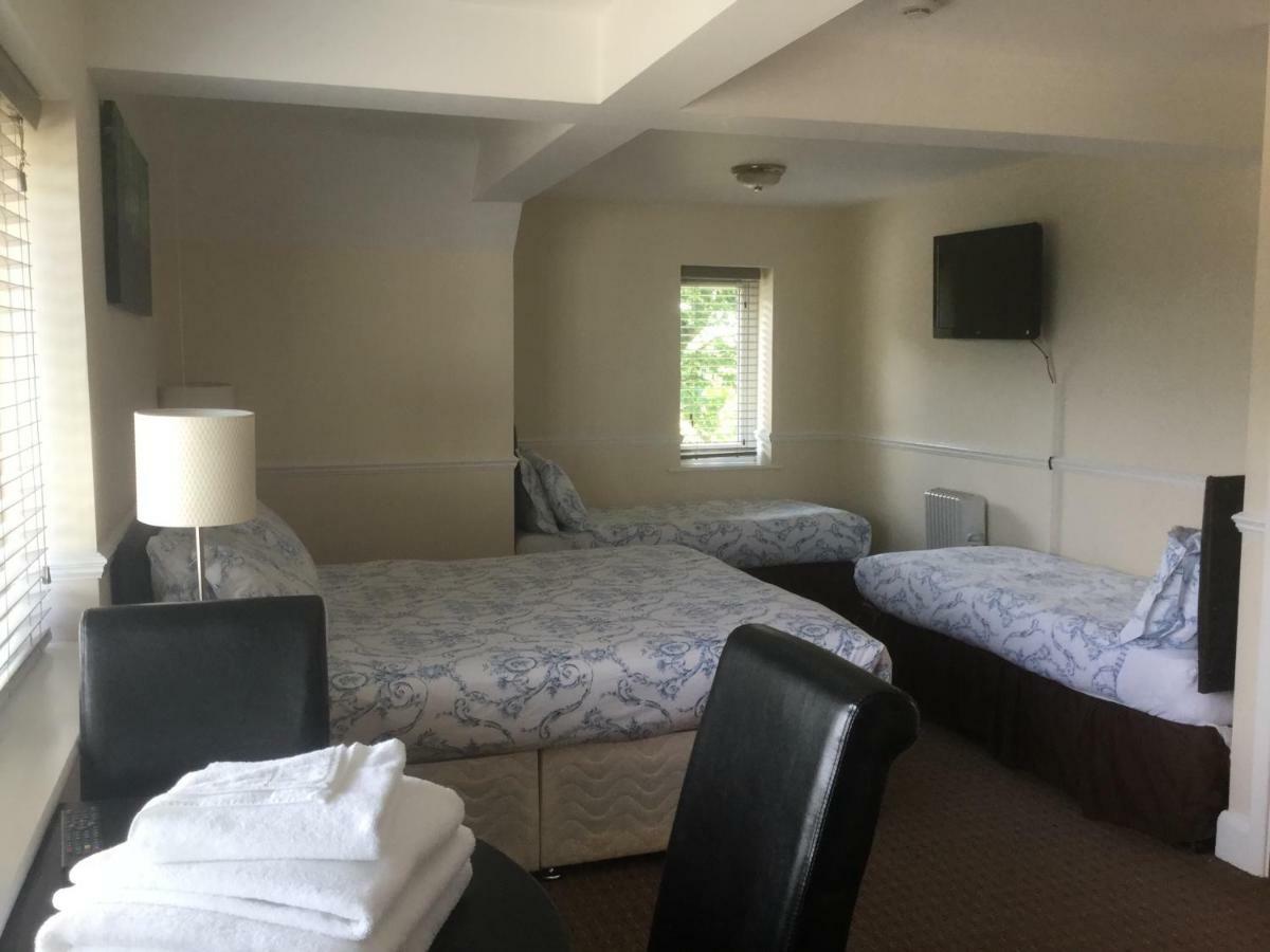 T & J Motel Lamberhurst Екстер'єр фото