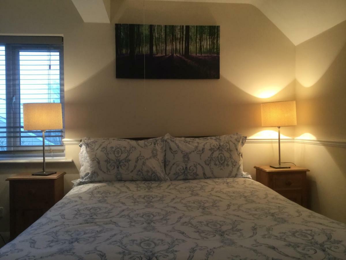 T & J Motel Lamberhurst Екстер'єр фото