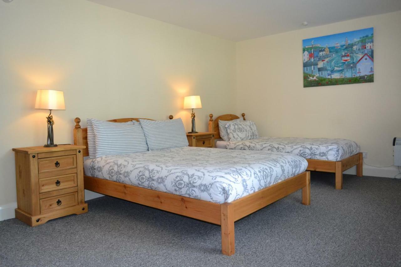 T & J Motel Lamberhurst Екстер'єр фото